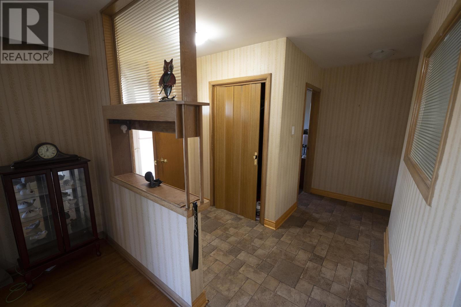 116 Riverview Drive, Thunder Bay, Ontario  P7C 1R4 - Photo 2 - TB253162