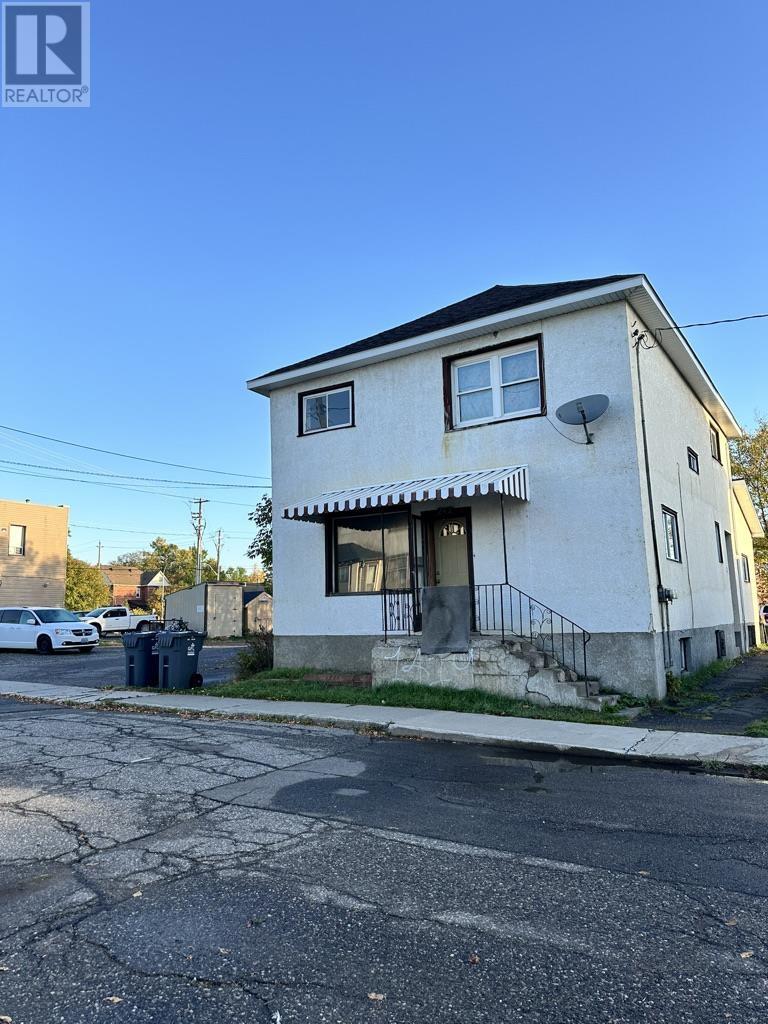 242 Ambrose Street, Thunder Bay, Ontario  P7B 1L4 - Photo 3 - TB253163