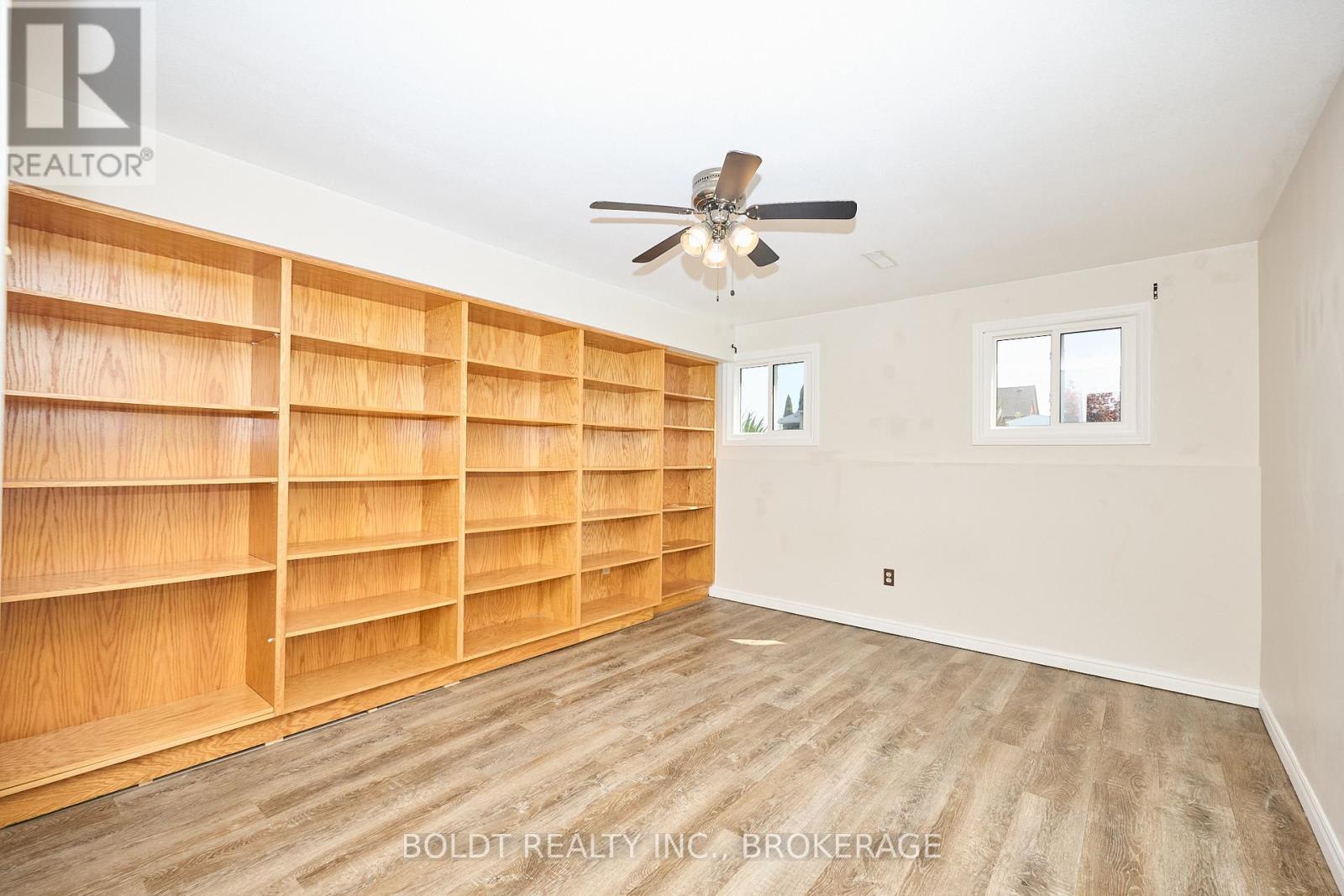 17-19 Colborne Street, Thorold, Ontario  L2V 3P8 - Photo 18 - X12449388