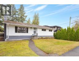 692 BLUE MOUNTAIN STREET, Coquitlam, British Columbia
