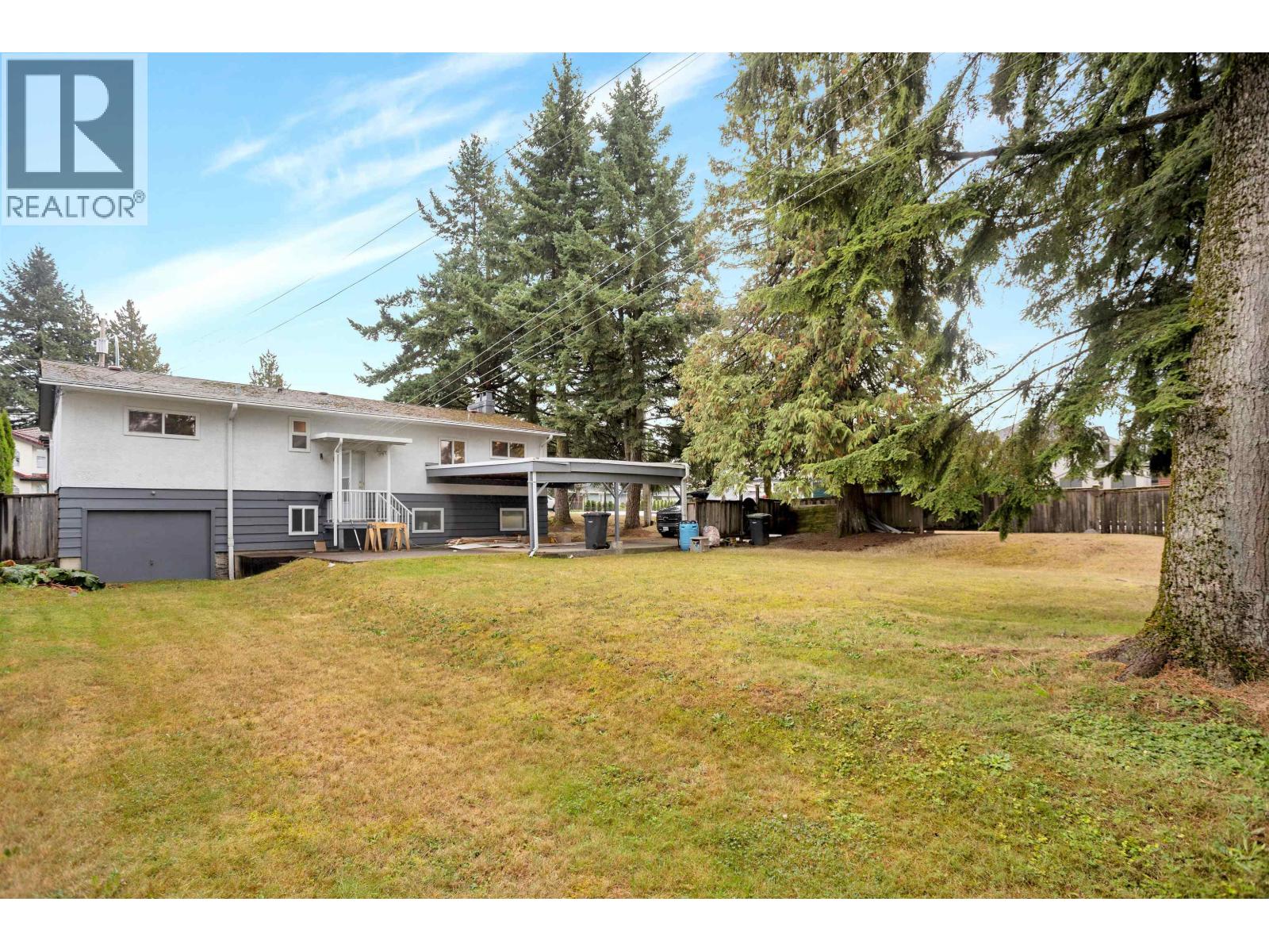 692 Blue Mountain Street, Coquitlam, British Columbia  V3J 4R9 - Photo 7 - R3049159