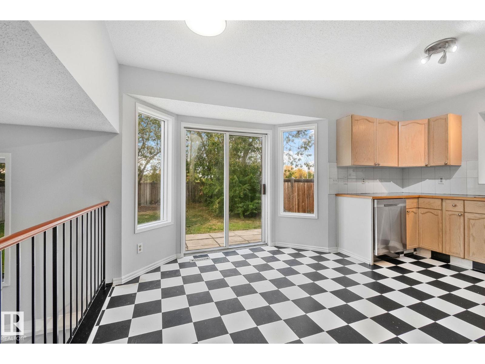 6016 189 St Nw, Edmonton, Alberta  T6M 2G5 - Photo 10 - E4461120