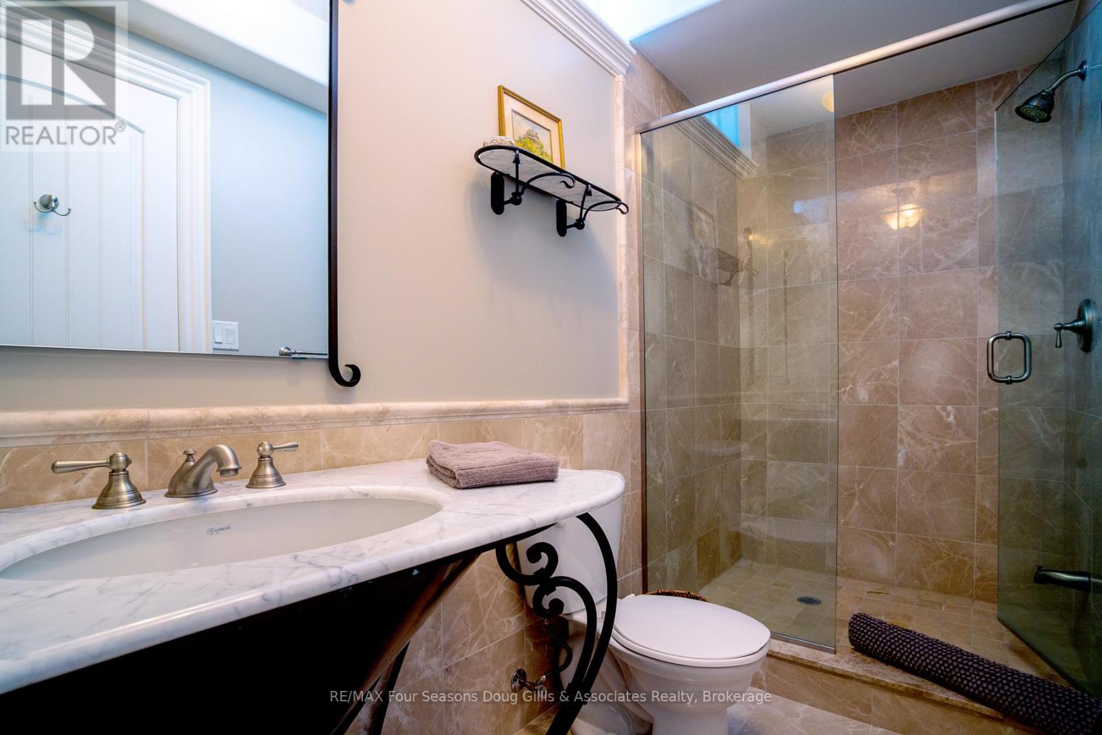150 Rankins Crescent, Blue Mountains, Ontario  N0H 2P0 - Photo 30 - X12449359
