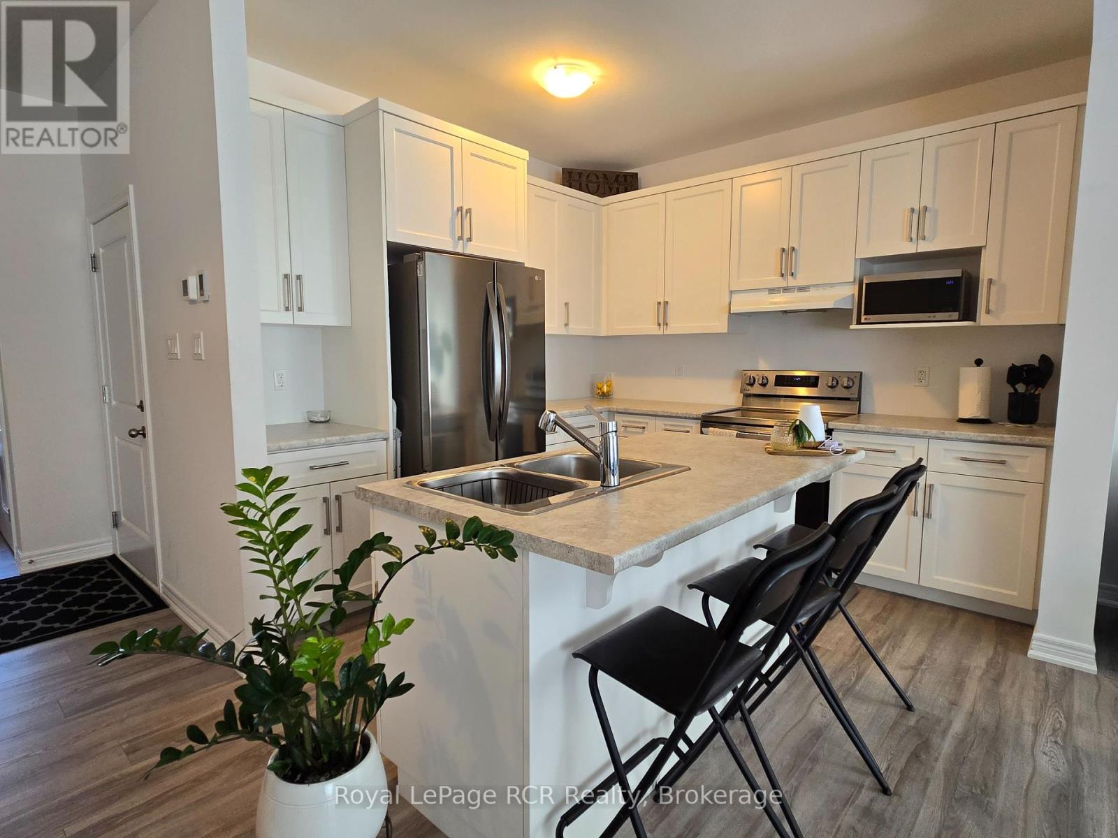 113 Shady Hill Road, West Grey, Ontario  N0G 1R0 - Photo 13 - X12449367