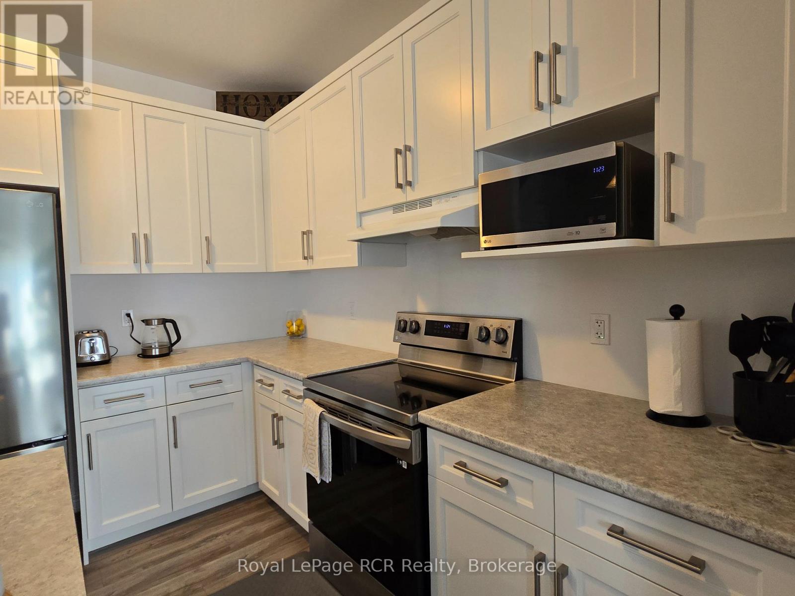 113 Shady Hill Road, West Grey, Ontario  N0G 1R0 - Photo 14 - X12449367