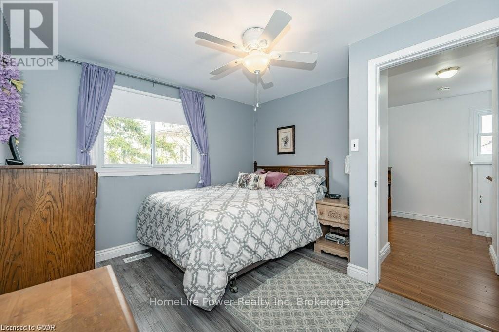 4 Fisher Mills Road, Cambridge, Ontario  N3C 1C7 - Photo 5 - X12449451