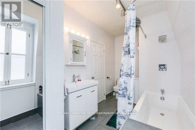 398 King Street E, Toronto, Ontario  M5A 1K9 - Photo 5 - C12449237