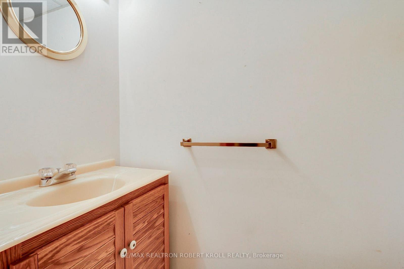 136 Stillwater Crescent, Toronto (Westminster-Branson), Ontario  M2R 3S2 - Photo 37 - C12449240