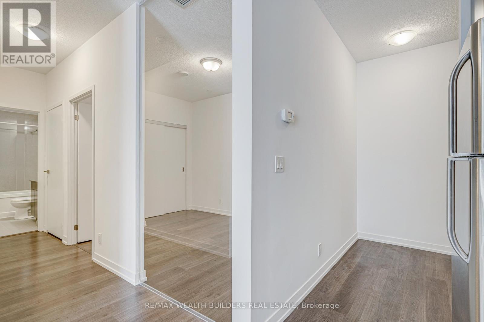 625 - 98 Lillian Street, Toronto, Ontario  M4S 0A5 - Photo 14 - C12449251