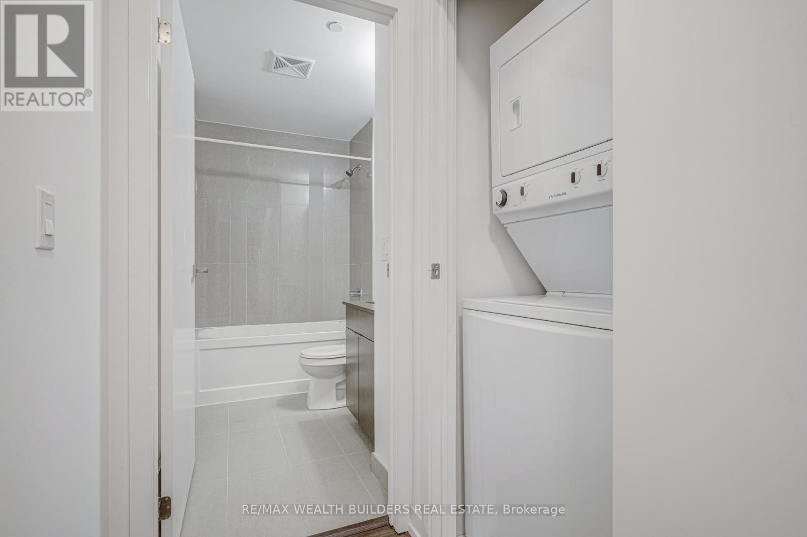 625 - 98 Lillian Street, Toronto, Ontario  M4S 0A5 - Photo 22 - C12449251