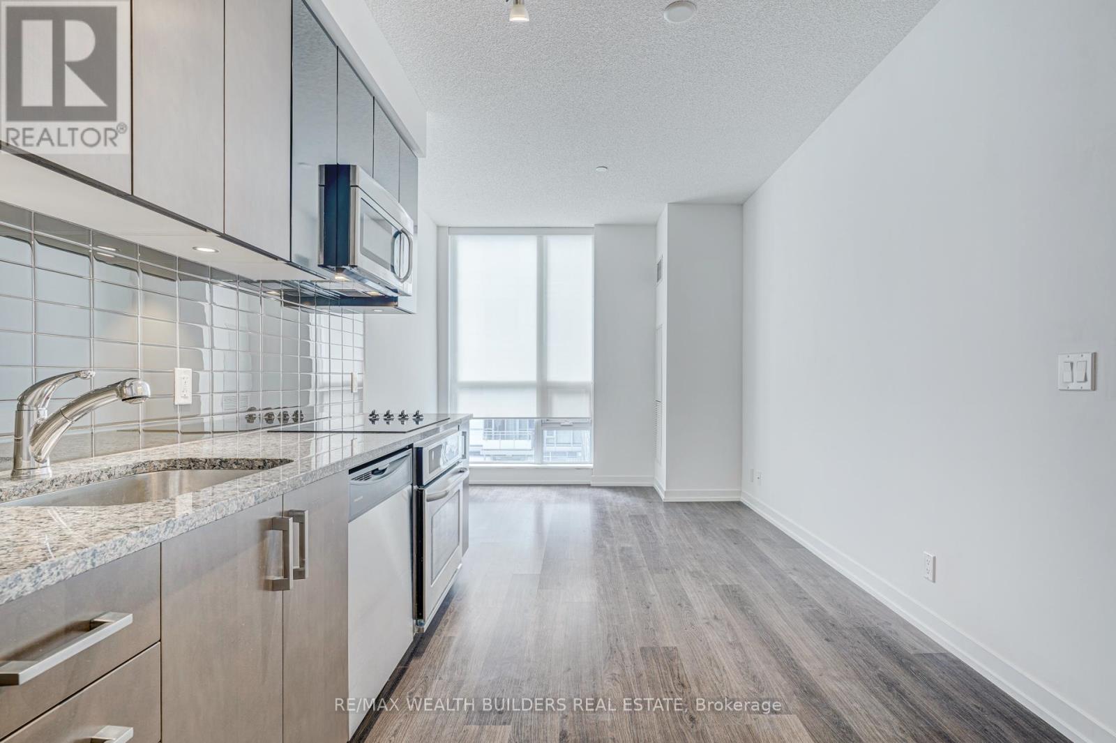 625 - 98 Lillian Street, Toronto, Ontario  M4S 0A5 - Photo 5 - C12449251