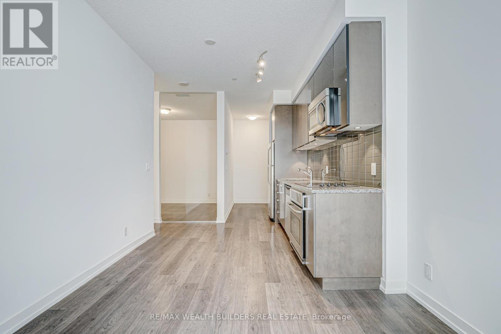 625 - 98 Lillian Street, Toronto, Ontario  M4S 0A5 - Photo 6 - C12449251