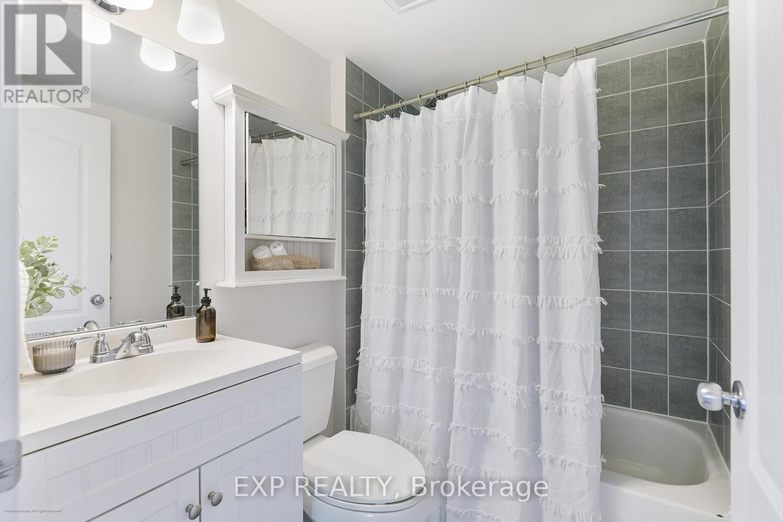 307 - 3 Shank St. Street, Toronto (Niagara), Ontario  M6J 3W9 - Photo 21 - C12449282