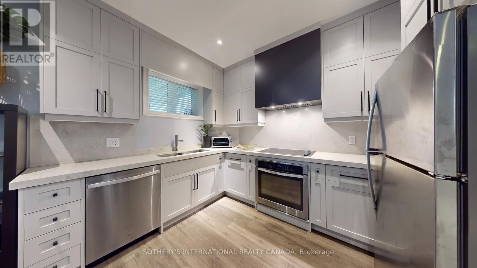 567 Melrose Avenue, Toronto, Ontario  M5M 2A4 - Photo 24 - C12449330