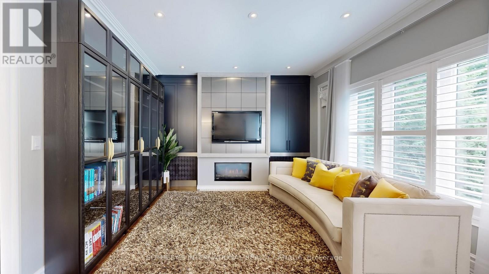567 Melrose Avenue, Toronto, Ontario  M5M 2A4 - Photo 7 - C12449330