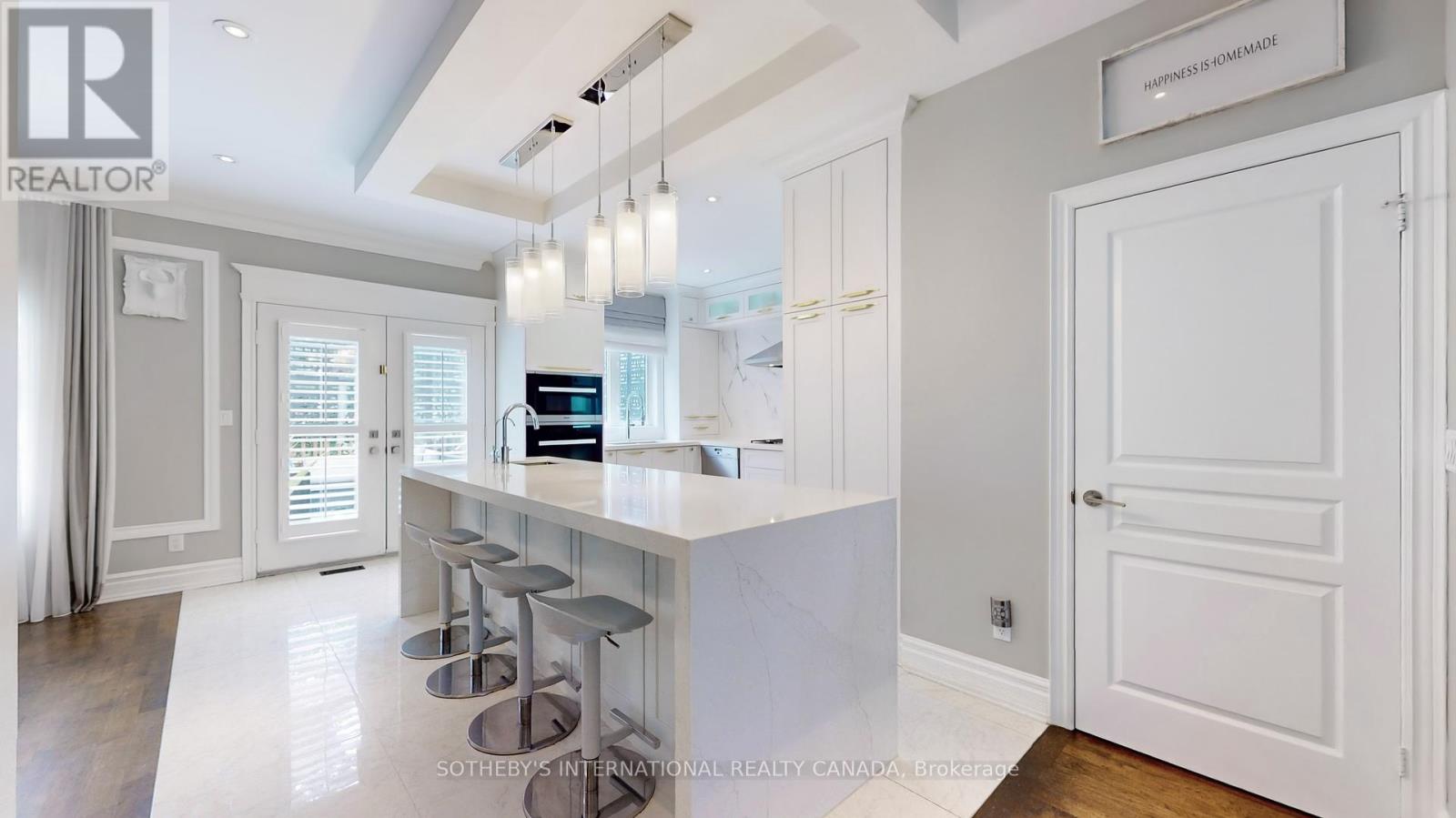 567 Melrose Avenue, Toronto, Ontario  M5M 2A4 - Photo 9 - C12449330