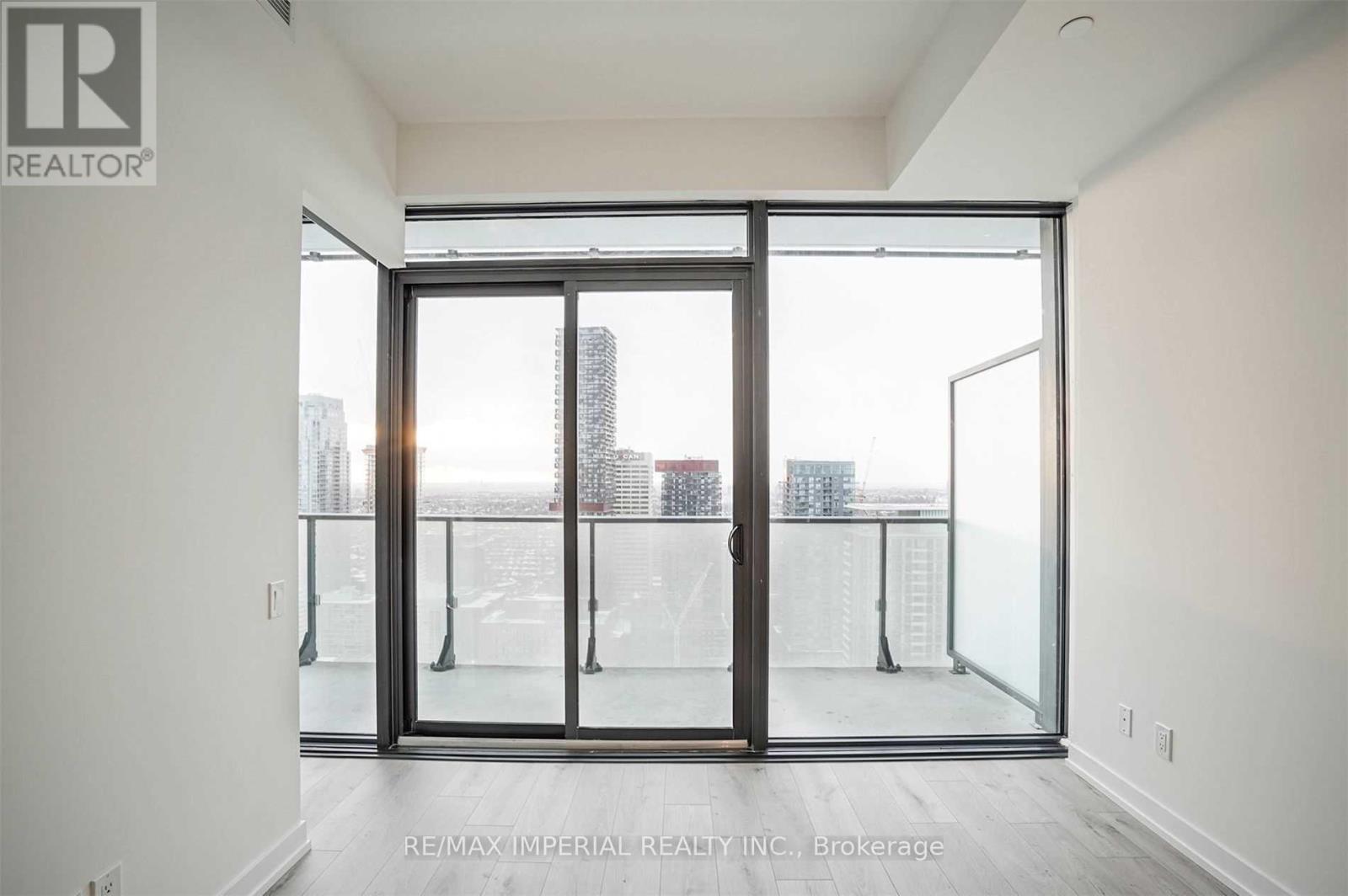 3711 - 161 Roehampton Avenue W, Toronto, Ontario  M4P 0C8 - Photo 5 - C12449340