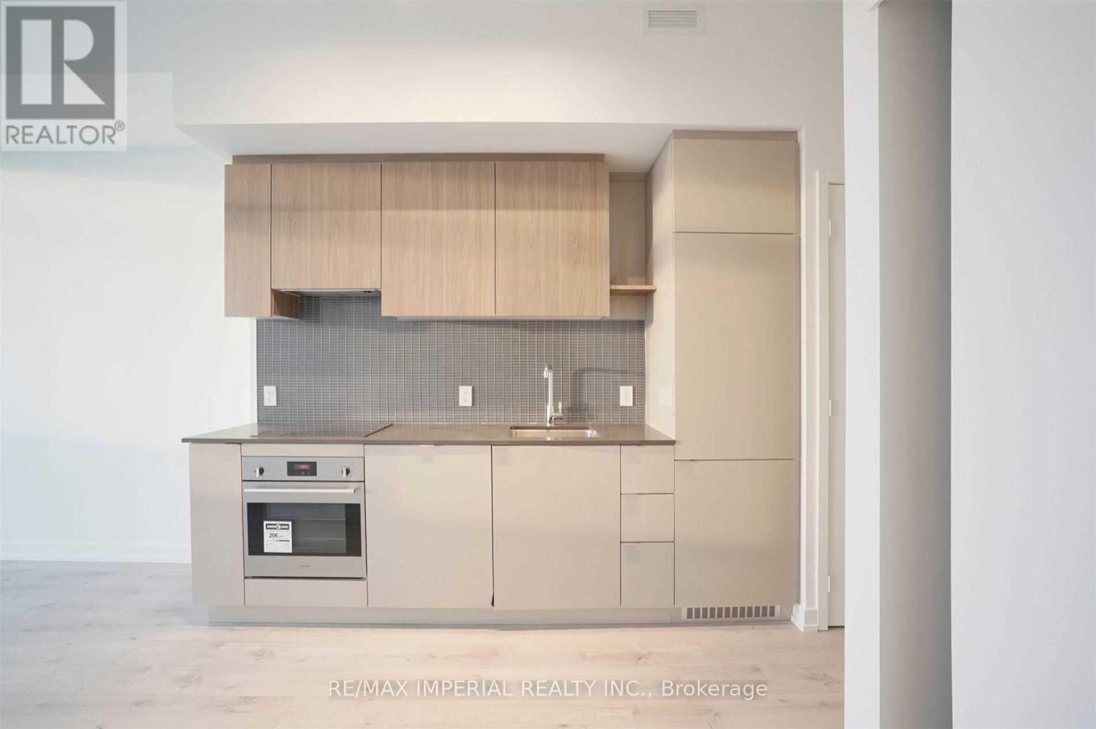3711 - 161 Roehampton Avenue W, Toronto, Ontario  M4P 0C8 - Photo 8 - C12449340