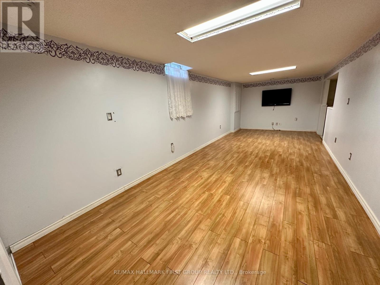Lower - 44 Loradeen Crescent, Toronto, Ontario  M1B 1T8 - Photo 3 - E12449334