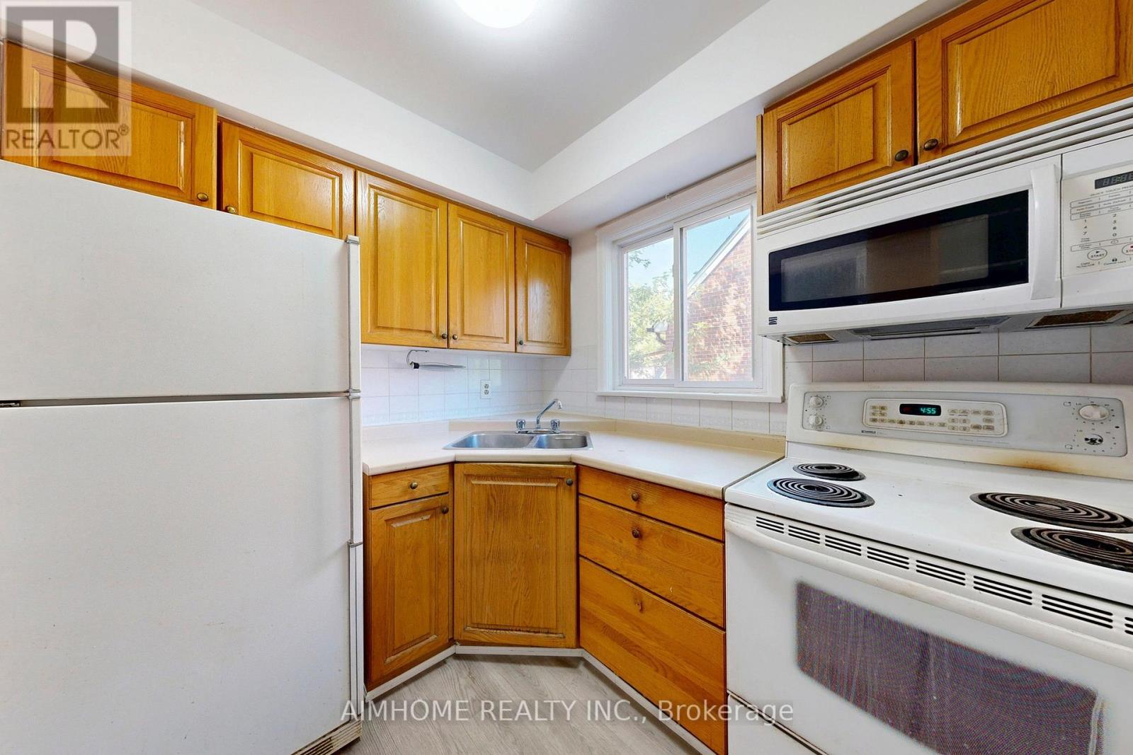 Entire Property - 195 Finch Avenue E, Toronto, Ontario  M2N 4S1 - Photo 12 - C12326424