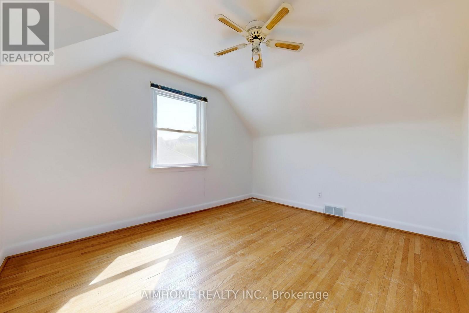 Entire Property - 195 Finch Avenue E, Toronto, Ontario  M2N 4S1 - Photo 18 - C12326424