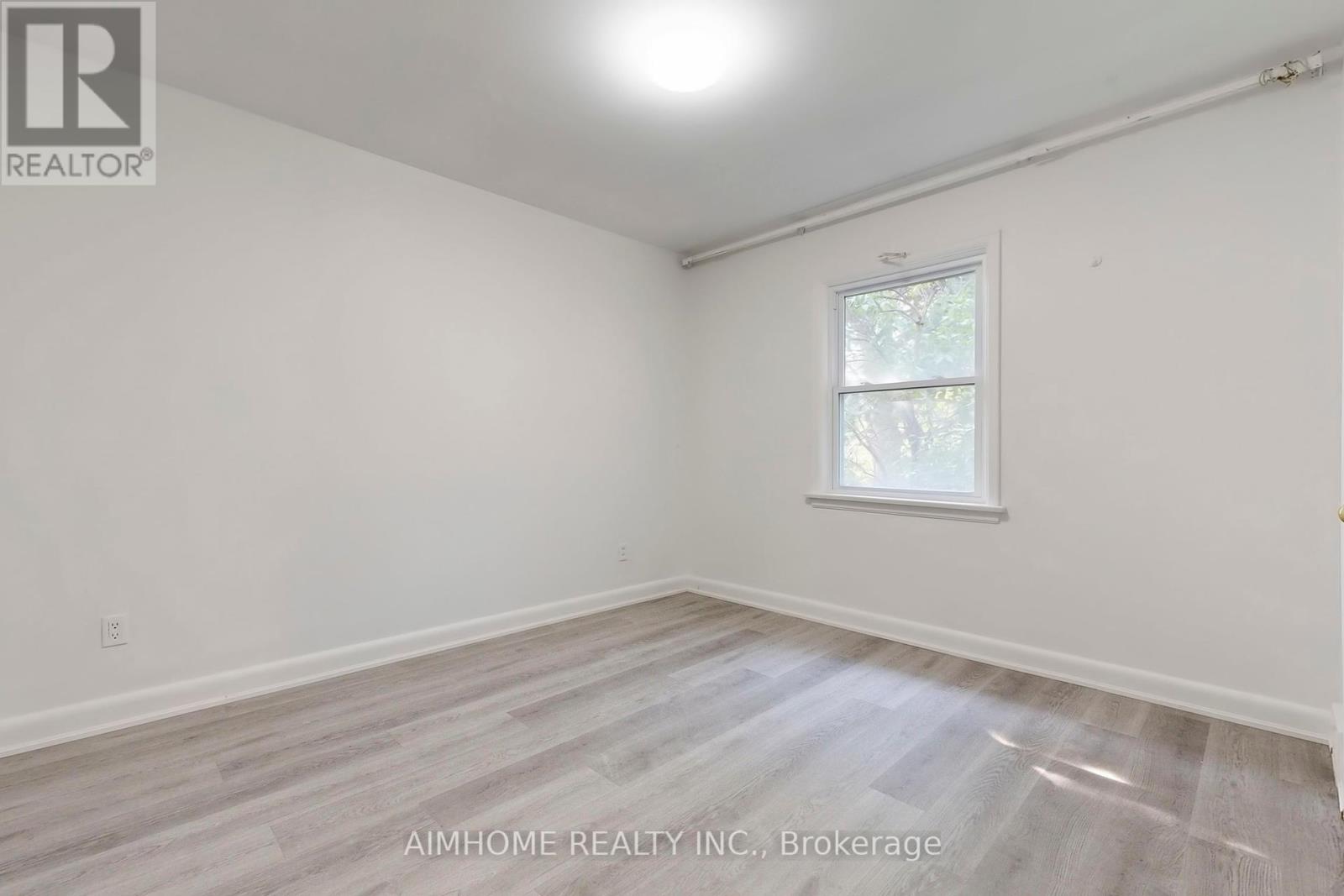 Entire Property - 195 Finch Avenue E, Toronto, Ontario  M2N 4S1 - Photo 7 - C12326424