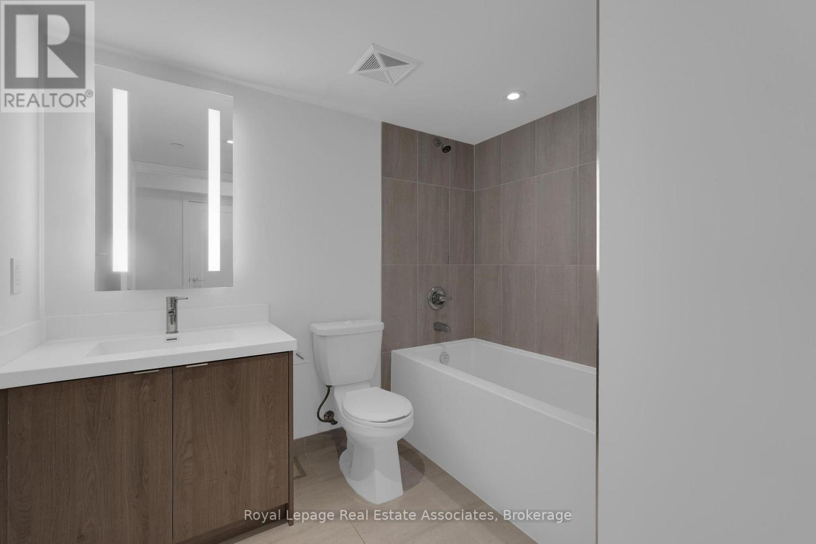 2830 - 5 Mabelle Avenue, Toronto, Ontario  M9A 0C8 - Photo 12 - W12420037