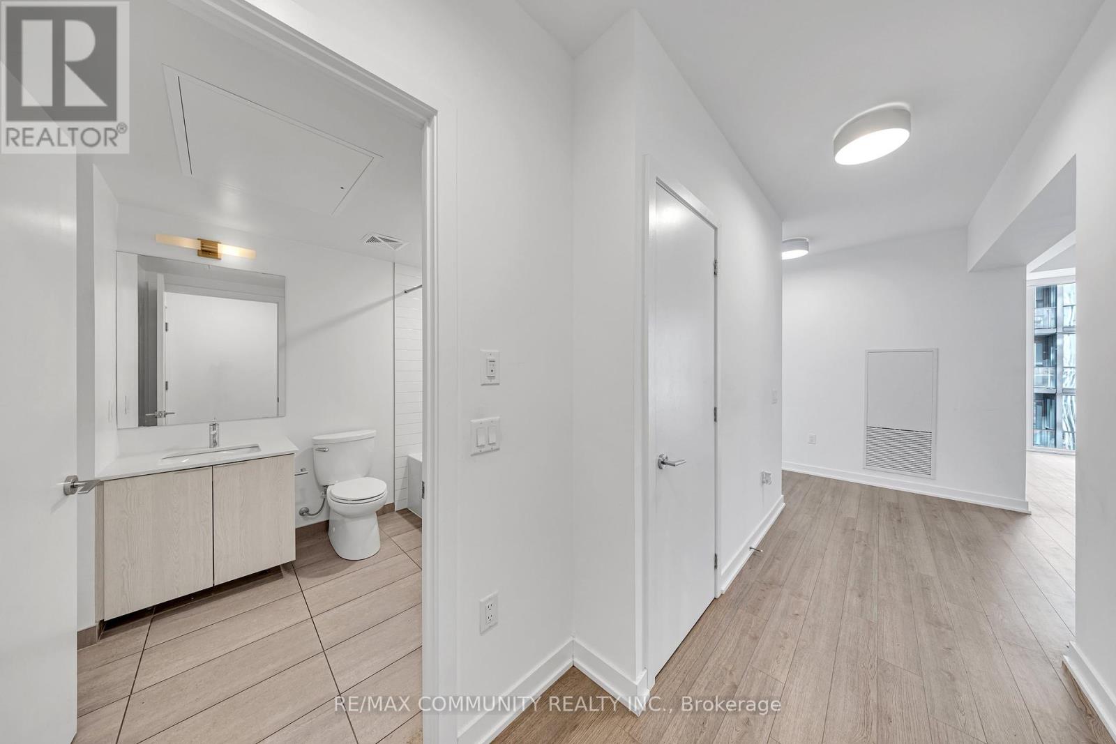 3609 - 357 King Street W, Toronto, Ontario  M5V 0S7 - Photo 3 - C12443253