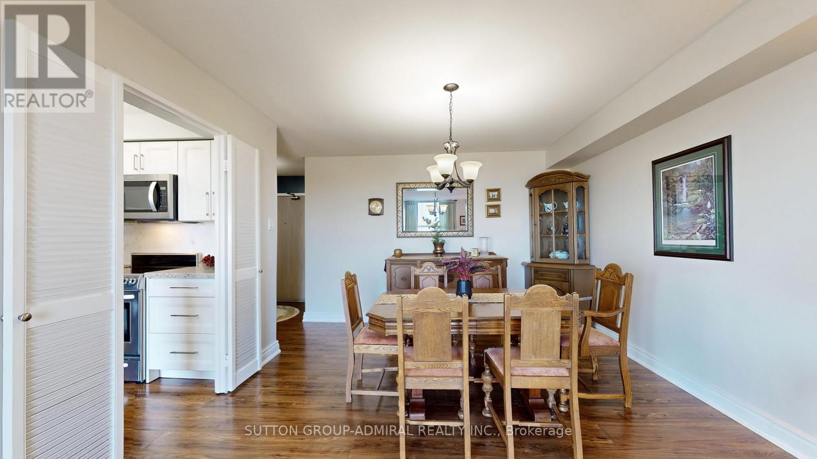 917 - 30 Harding Boulevard W, Richmond Hill, Ontario  L4C 9M3 - Photo 13 - N12449265
