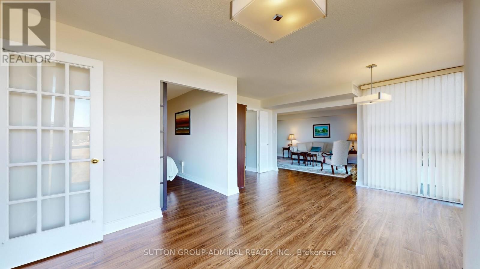 917 - 30 Harding Boulevard W, Richmond Hill, Ontario  L4C 9M3 - Photo 21 - N12449265