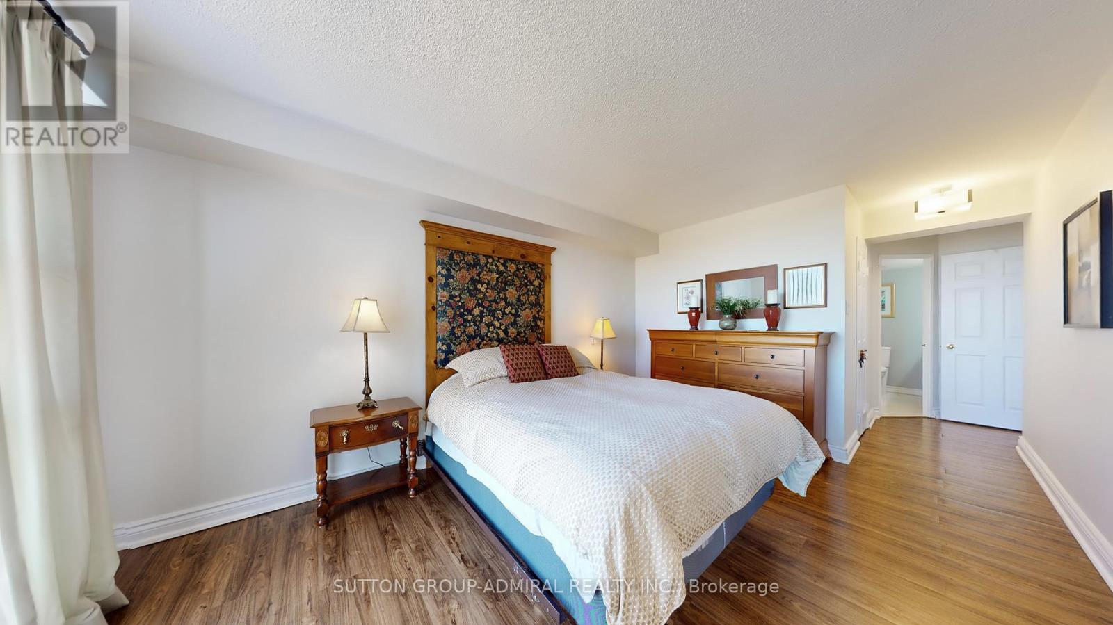 917 - 30 Harding Boulevard W, Richmond Hill, Ontario  L4C 9M3 - Photo 26 - N12449265