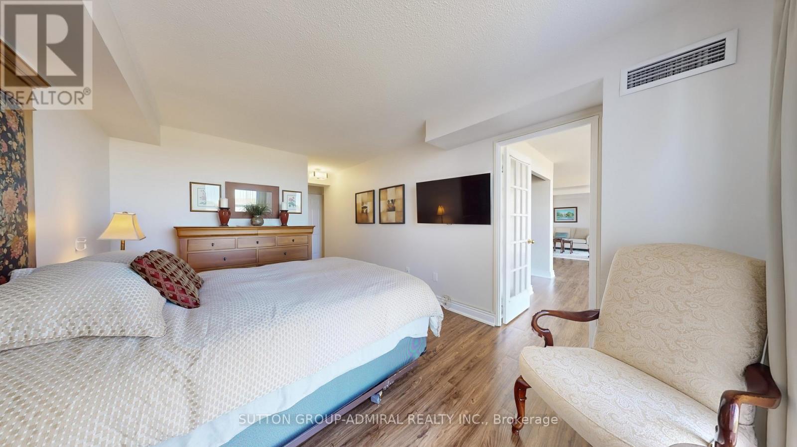 917 - 30 Harding Boulevard W, Richmond Hill, Ontario  L4C 9M3 - Photo 27 - N12449265