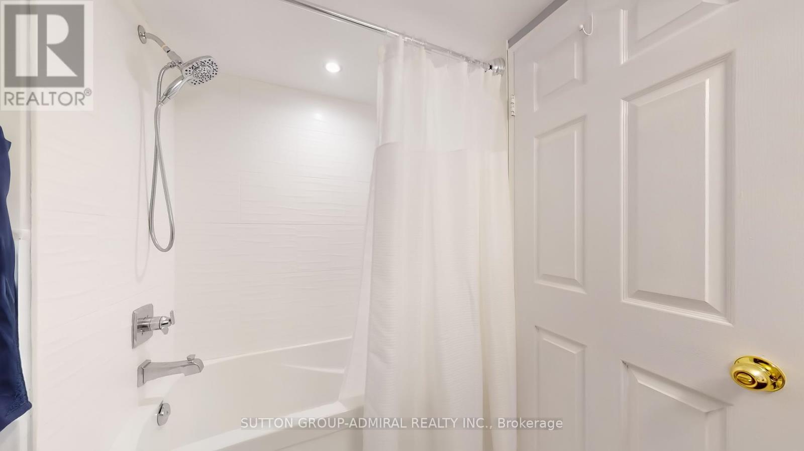 917 - 30 Harding Boulevard W, Richmond Hill, Ontario  L4C 9M3 - Photo 35 - N12449265