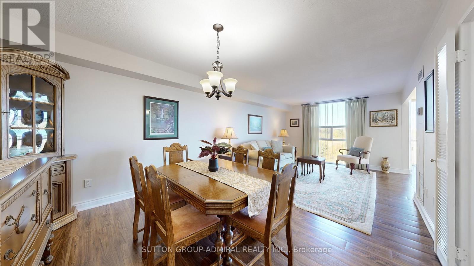917 - 30 Harding Boulevard W, Richmond Hill, Ontario  L4C 9M3 - Photo 8 - N12449265