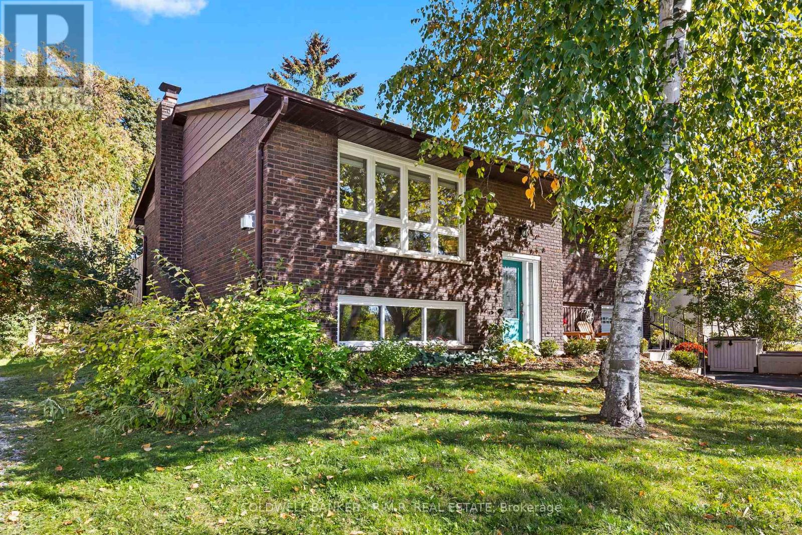 77 Main Street N, Uxbridge, Ontario  L9P 1J7 - Photo 1 - N12449281