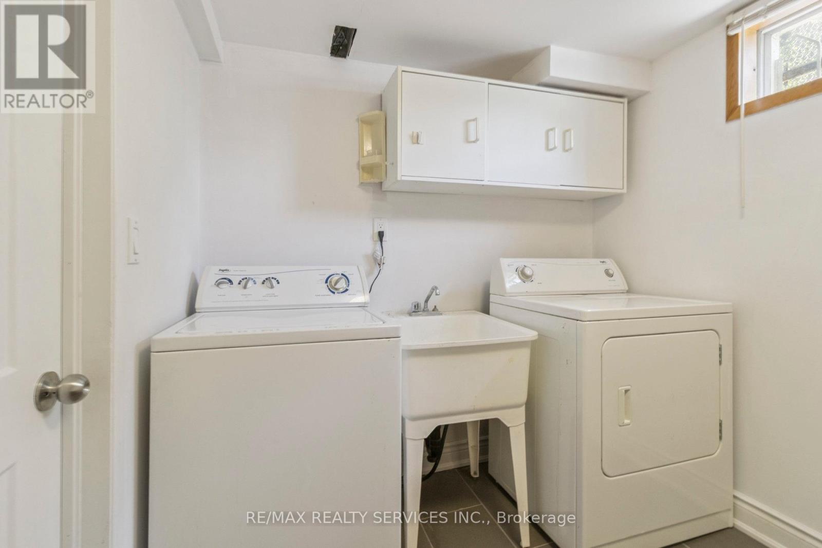 769 Greenfield Crescent, Newmarket, Ontario  L3Y 3B2 - Photo 25 - N12449288