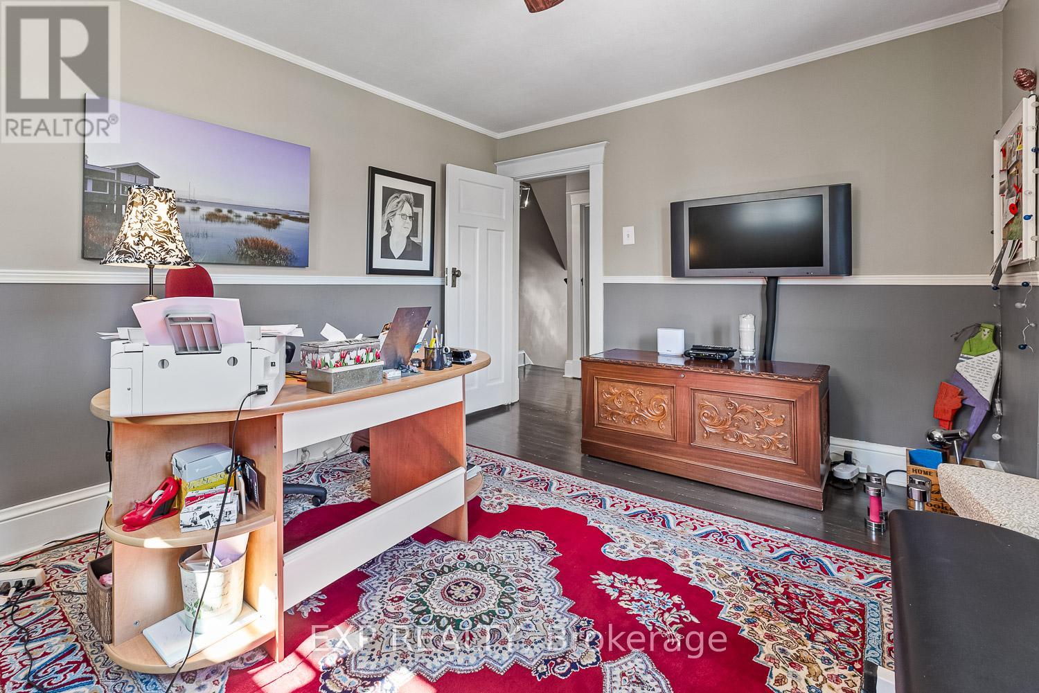 208 Lorne Avenue, Newmarket (Central Newmarket), Ontario  L3Y 4K2 - Photo 28 - N12449308