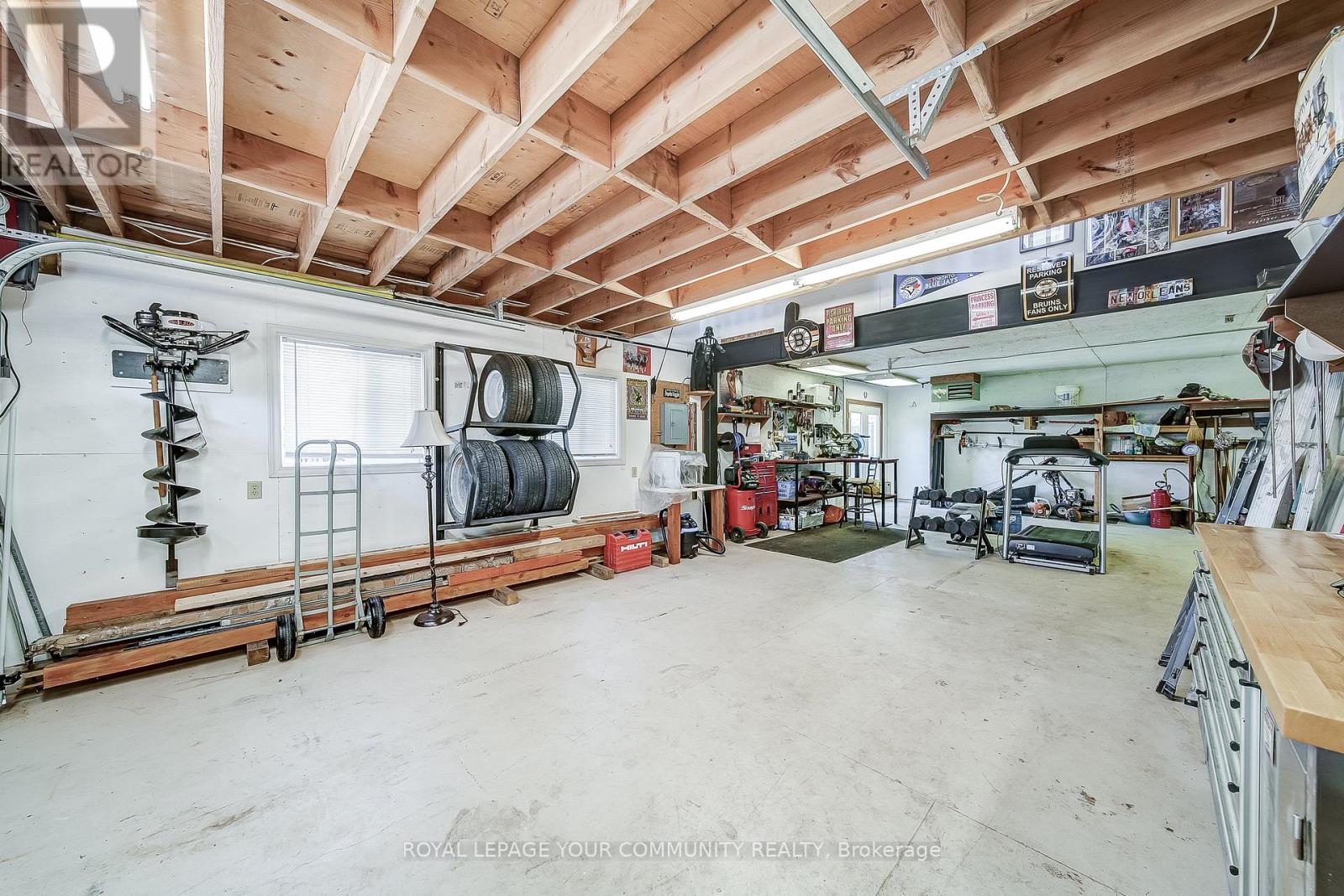 749 Rockaway Road, Georgina, Ontario  L0E 1S0 - Photo 21 - N12449320
