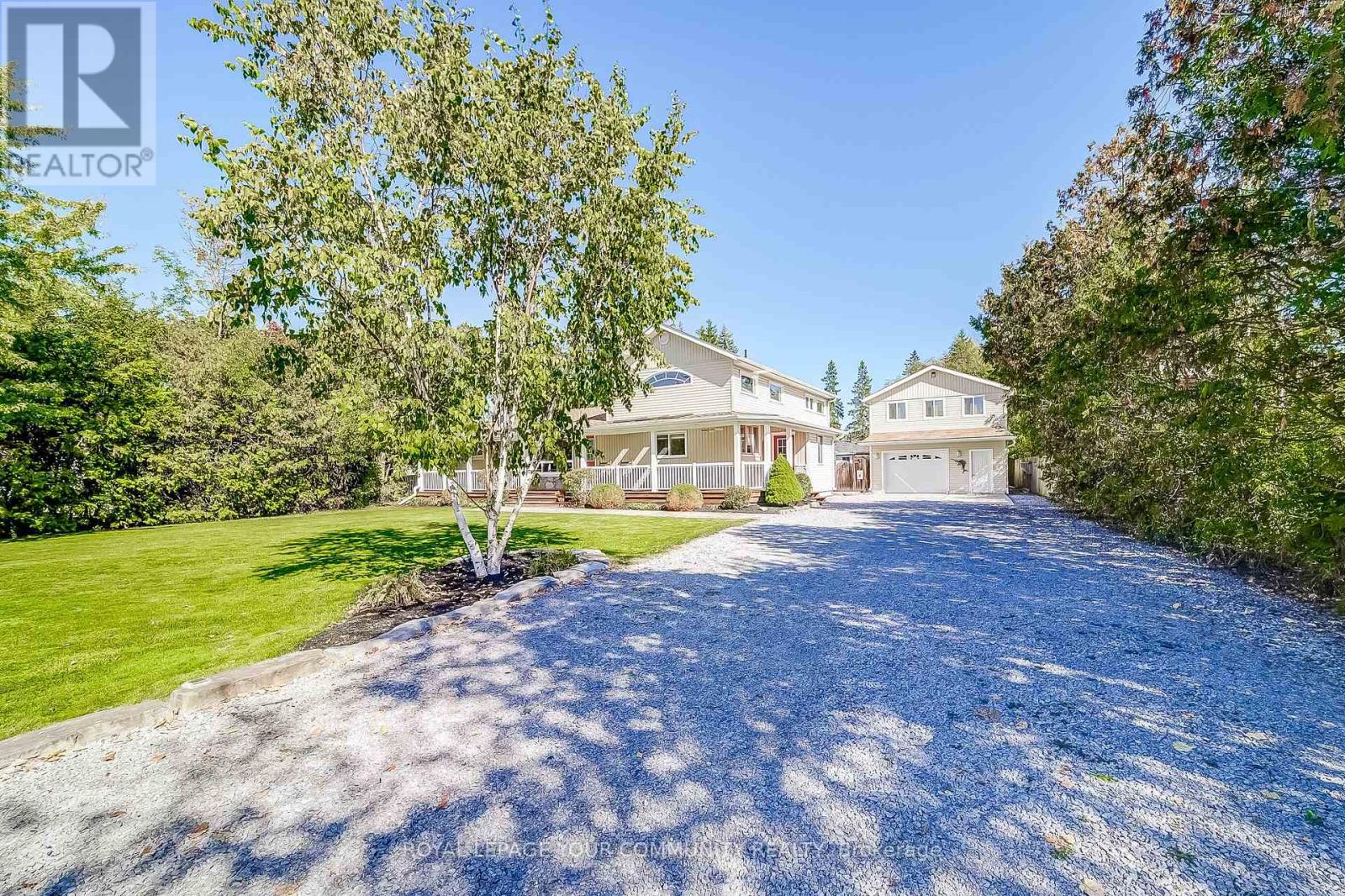 749 Rockaway Road, Georgina, Ontario  L0E 1S0 - Photo 3 - N12449320