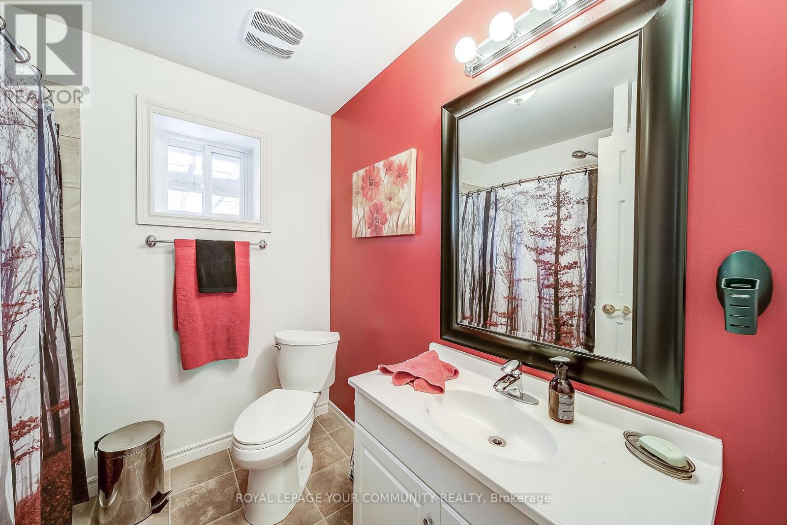 749 Rockaway Road, Georgina, Ontario  L0E 1S0 - Photo 8 - N12449320