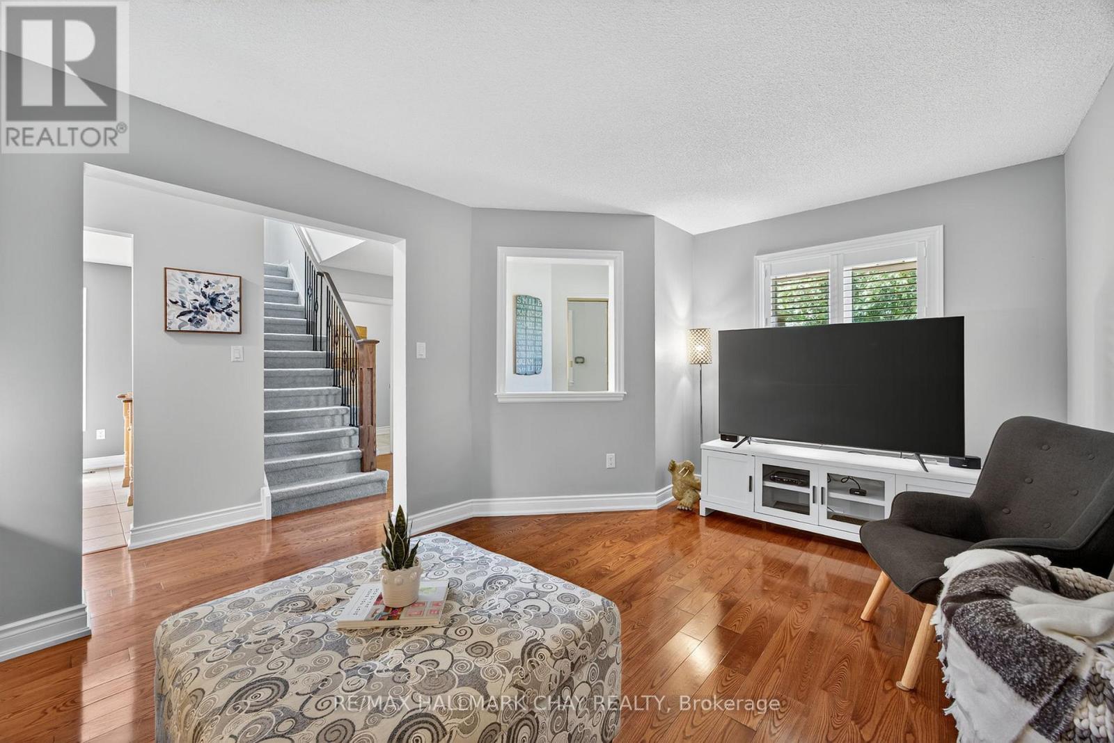 65 Mcdougall Drive, Barrie, Ontario  L4N 7H6 - Photo 12 - S12449323