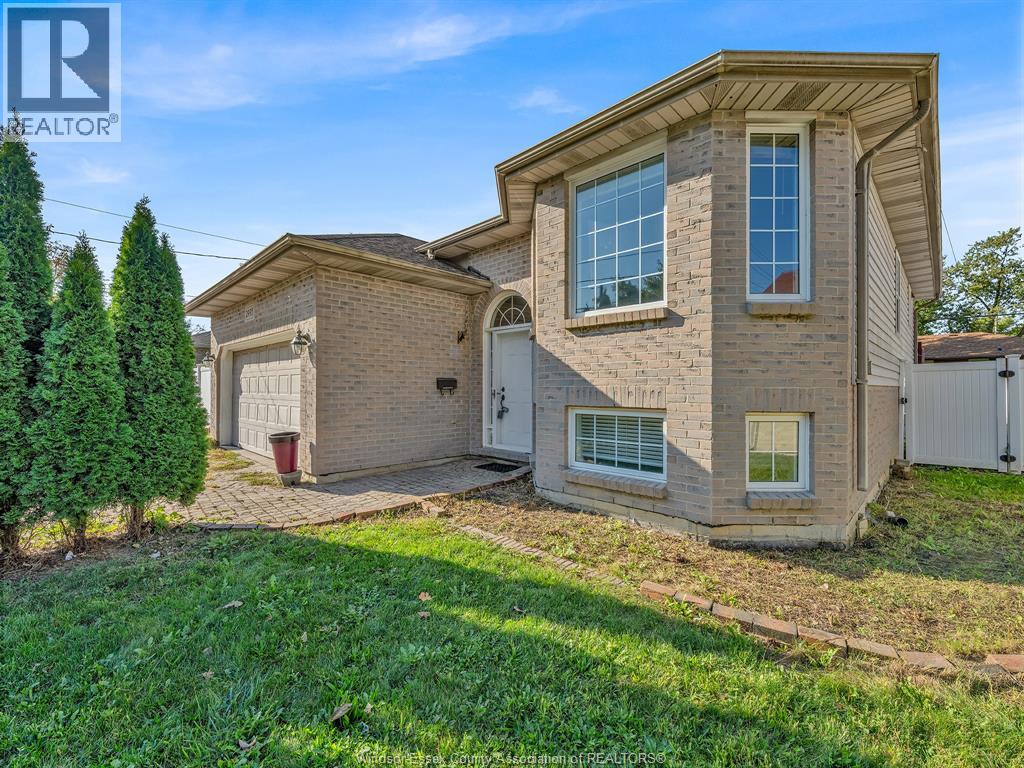 MLS# 25025467: 2995 TURNER ROAD, Windsor, Canada