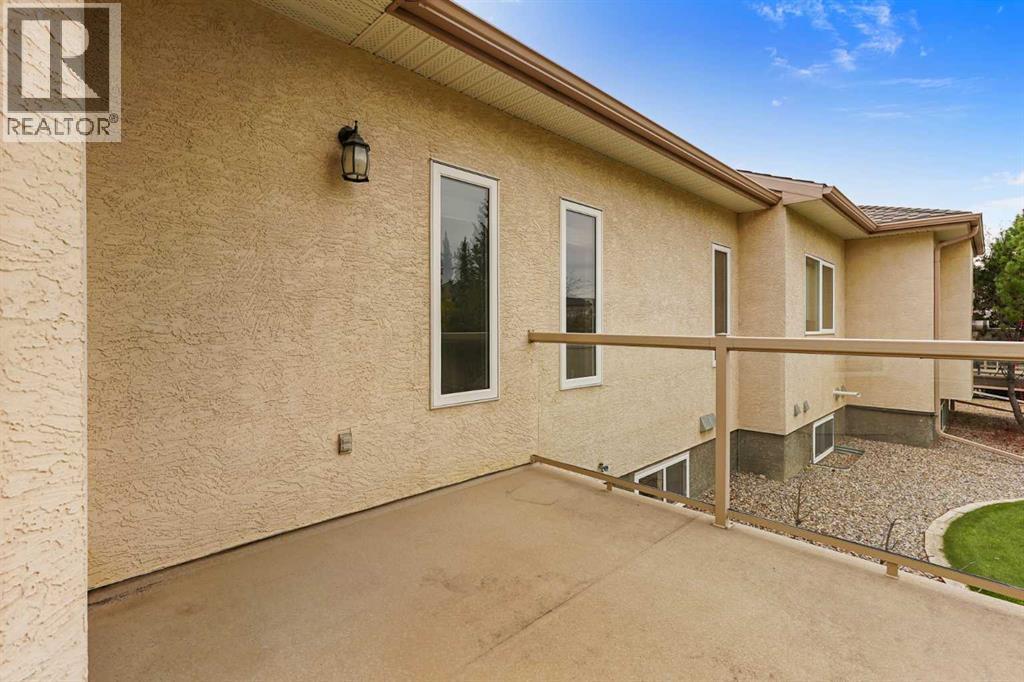 1, 240 Heritage Boulevard W, Lethbridge, Alberta  T1K 7H3 - Photo 36 - A2251373