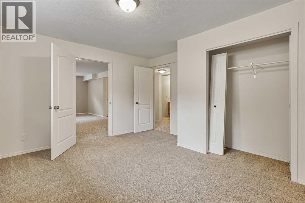 1, 240 Heritage Boulevard W, Lethbridge, Alberta  T1K 7H3 - Photo 32 - A2251373