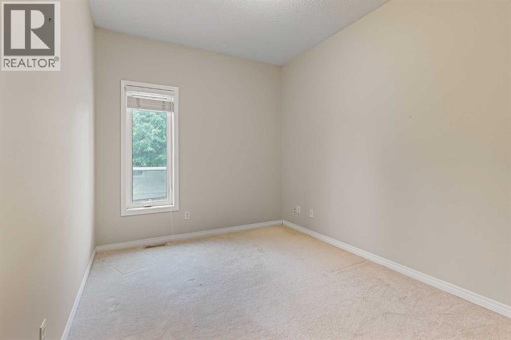 1, 240 Heritage Boulevard W, Lethbridge, Alberta  T1K 7H3 - Photo 14 - A2251373