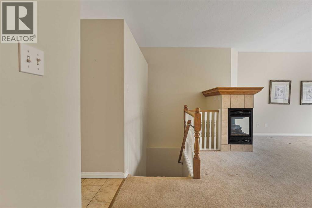 1, 240 Heritage Boulevard W, Lethbridge, Alberta  T1K 7H3 - Photo 6 - A2251373