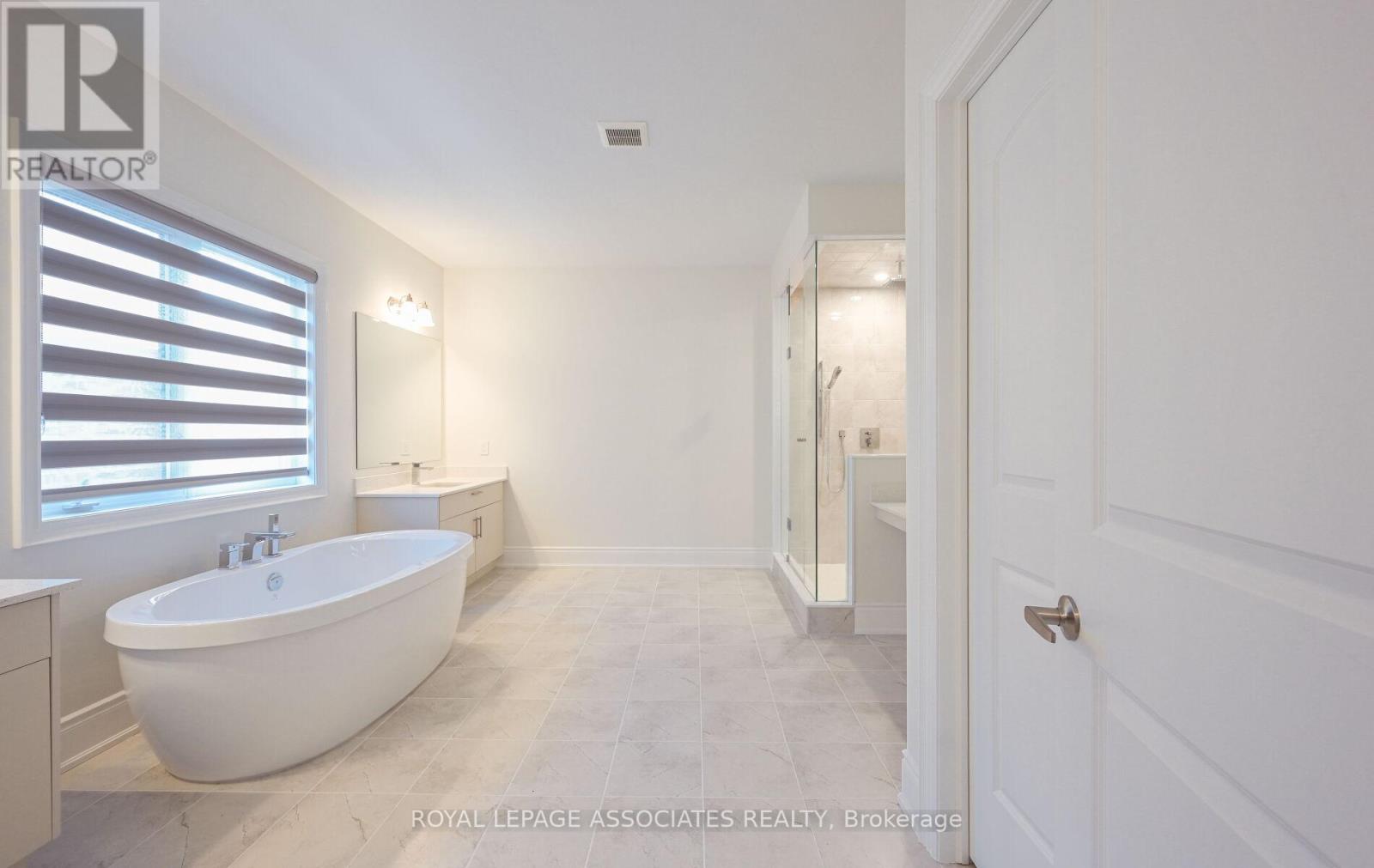55 Raspberry Ridge Avenue, Caledon, Ontario  L7C 4N1 - Photo 27 - W12447020