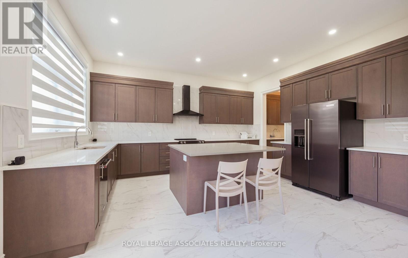 55 Raspberry Ridge Avenue, Caledon, Ontario  L7C 4N1 - Photo 14 - W12447020