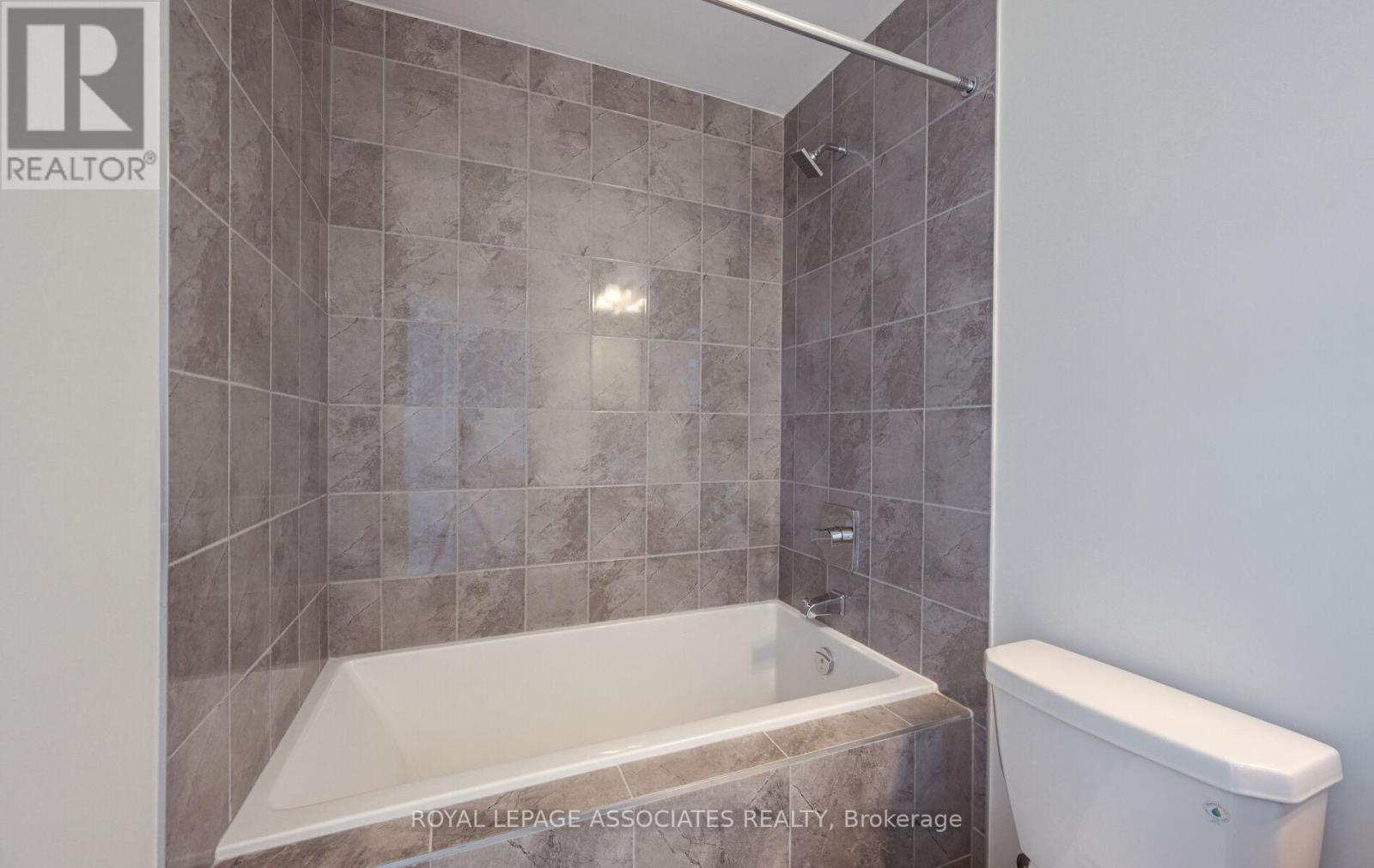 55 Raspberry Ridge Avenue, Caledon, Ontario  L7C 4N1 - Photo 41 - W12447020