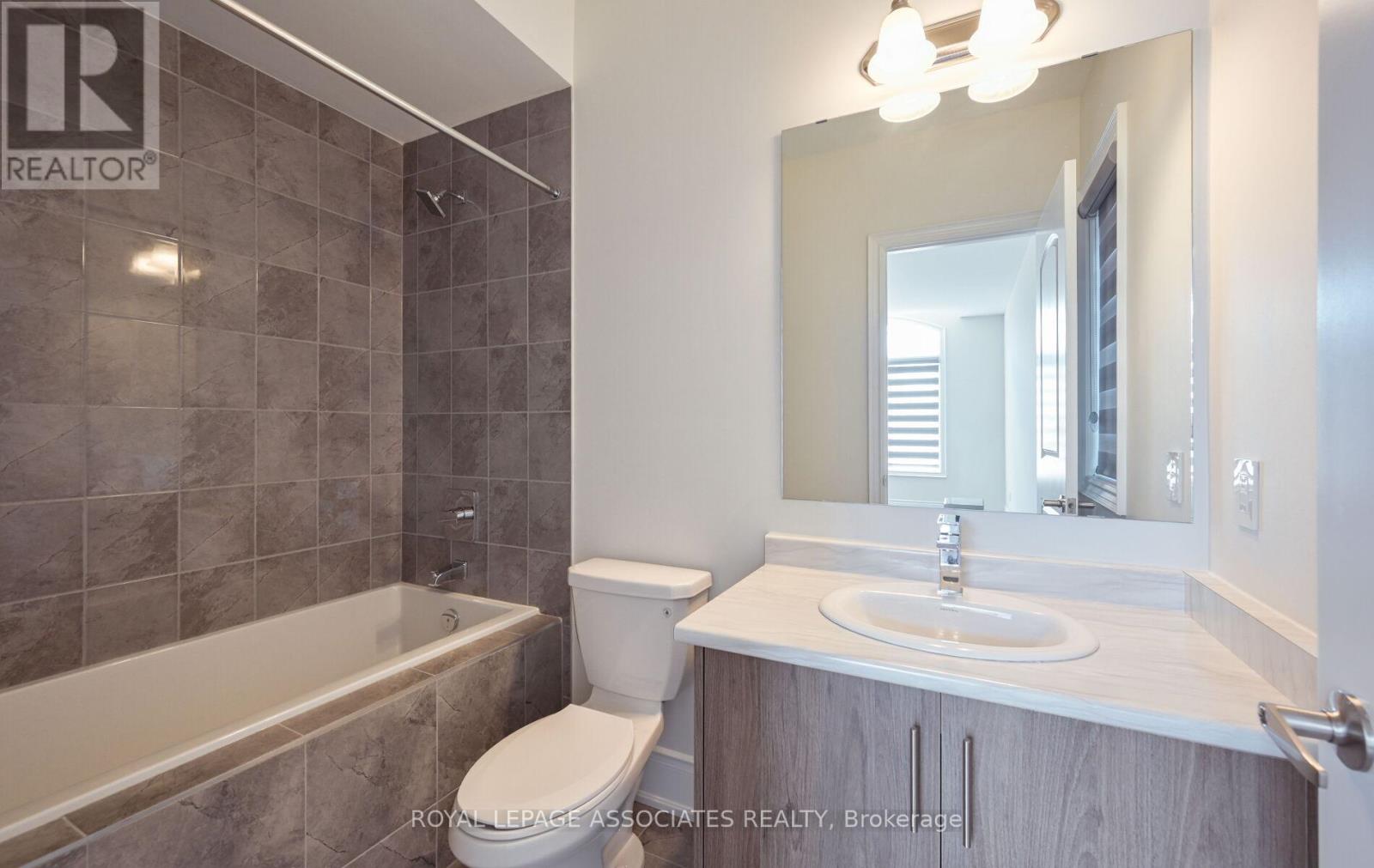 55 Raspberry Ridge Avenue, Caledon, Ontario  L7C 4N1 - Photo 39 - W12447020